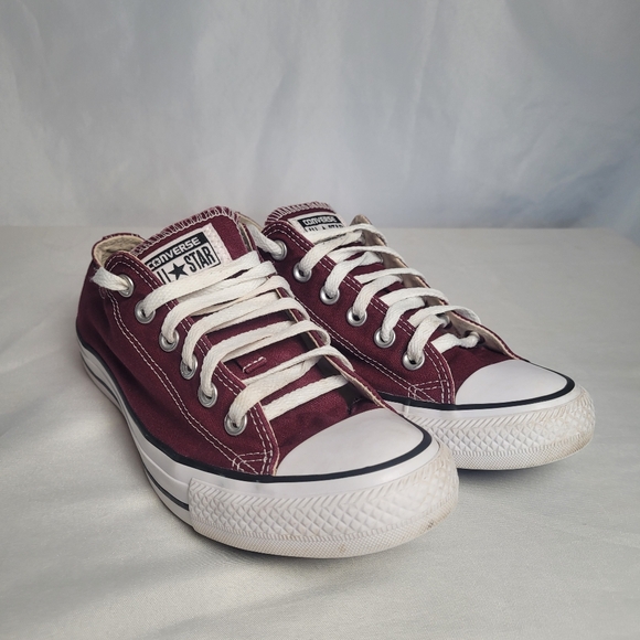 Converse Chuck Taylor Low Sneakers Burgundy Unisex Men 7 Women 9 - Picture 2 of 7